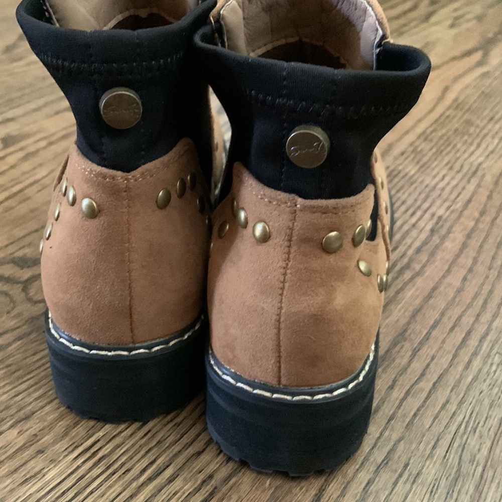 Seven7 Brown Suede Studded Chelsea Ankle Boots - Picture 4 of 8